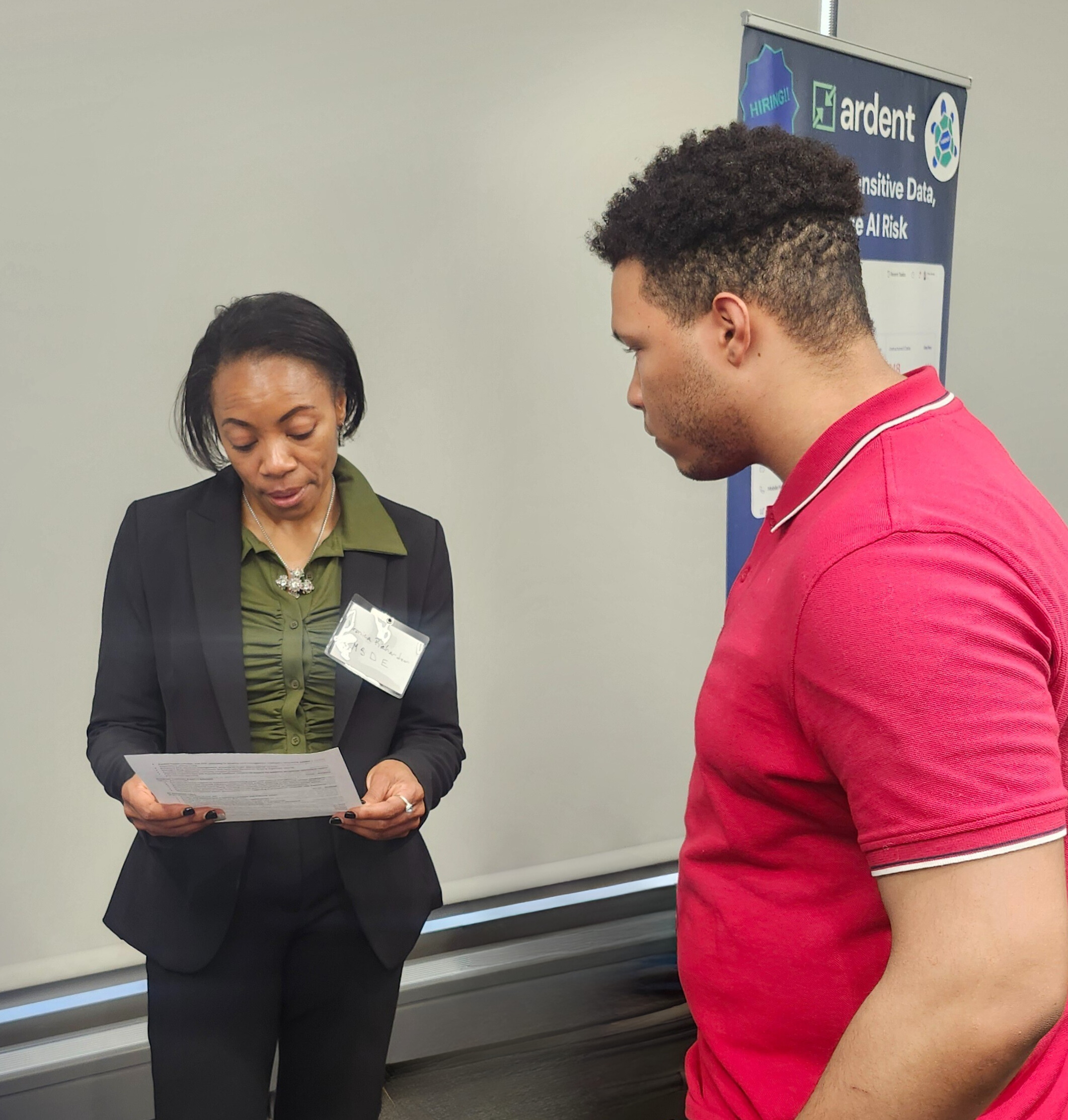 Maryland Agency representative discussing opportunities with a student.