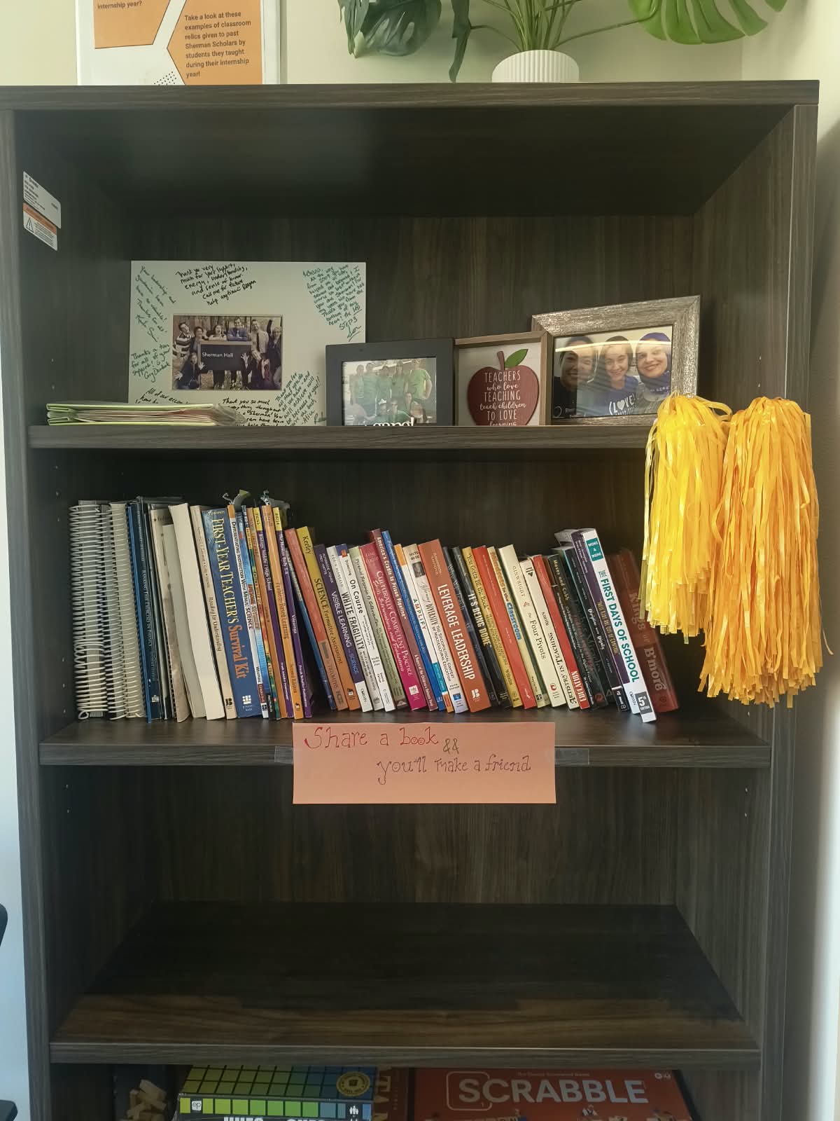 Book shelf at scholars lounge