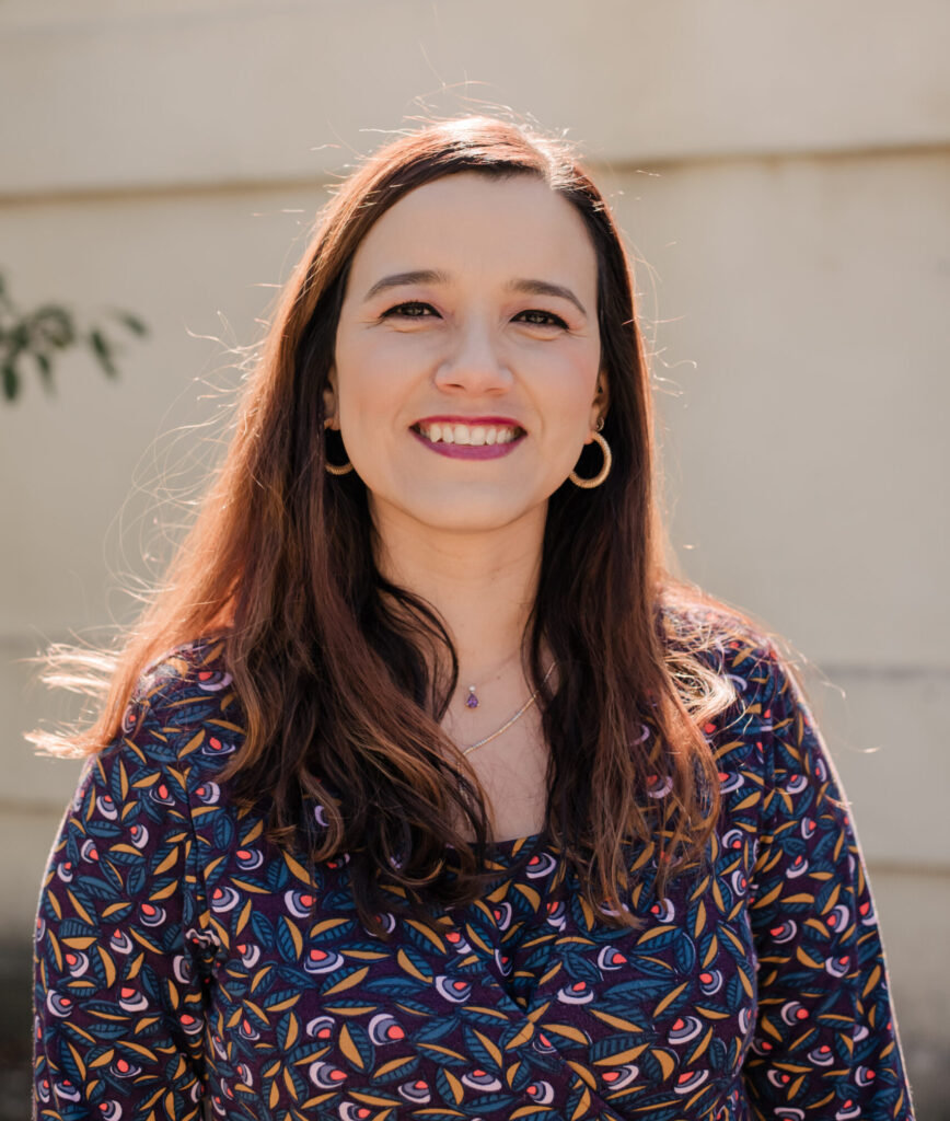 Professor Thania Muñoz D.